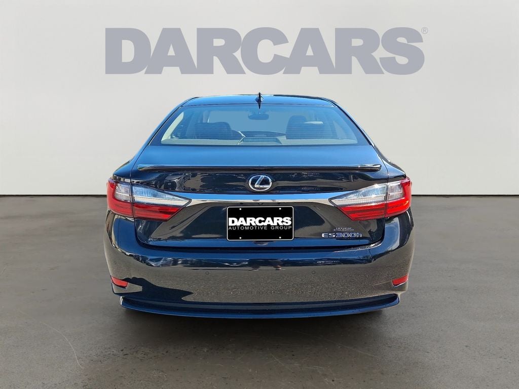 2016 Lexus ES 300h 300h