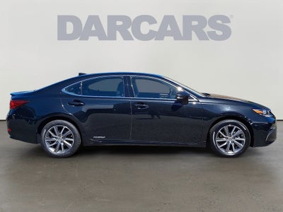 2016 Lexus ES 300h 300h