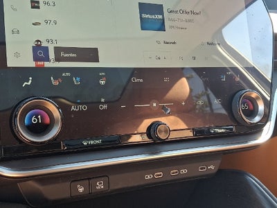2023 Lexus RZ 450e Luxury 450e Luxury