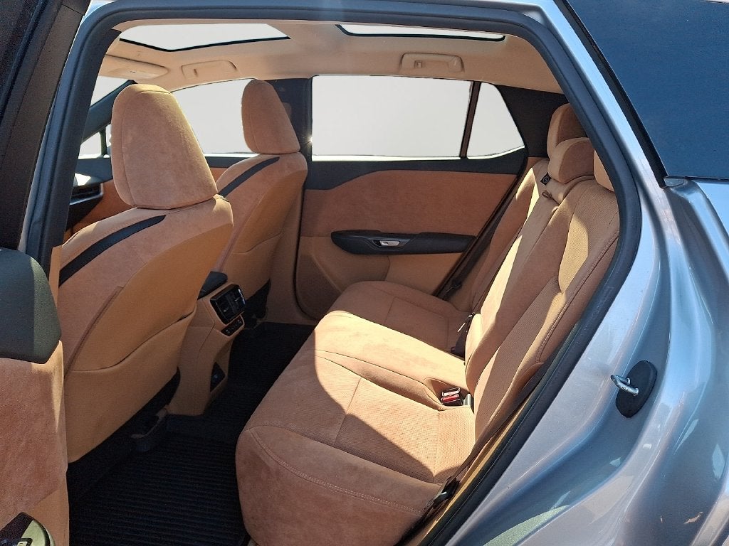 2023 Lexus RZ 450e Luxury 450e Luxury