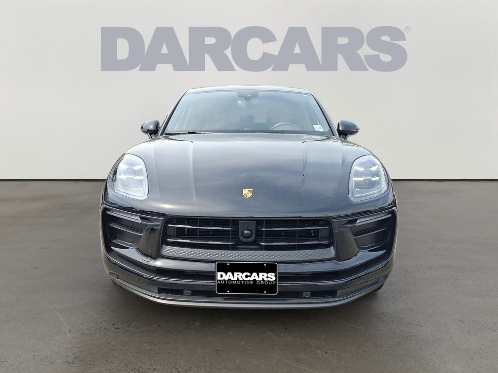 2023 Porsche Macan Base