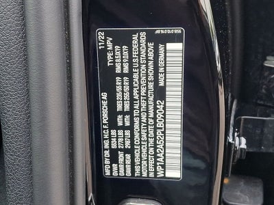 2023 Porsche Macan Base