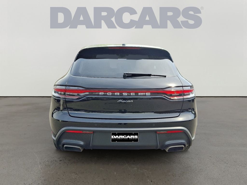 2023 Porsche Macan Base