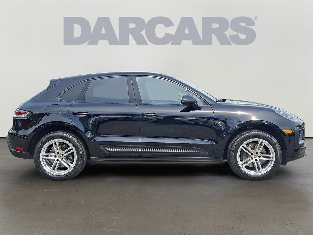 2023 Porsche Macan Base