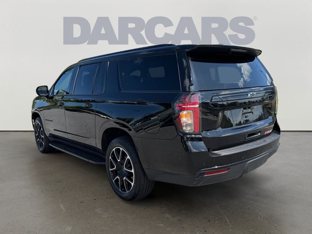 2023 Chevrolet Suburban RST