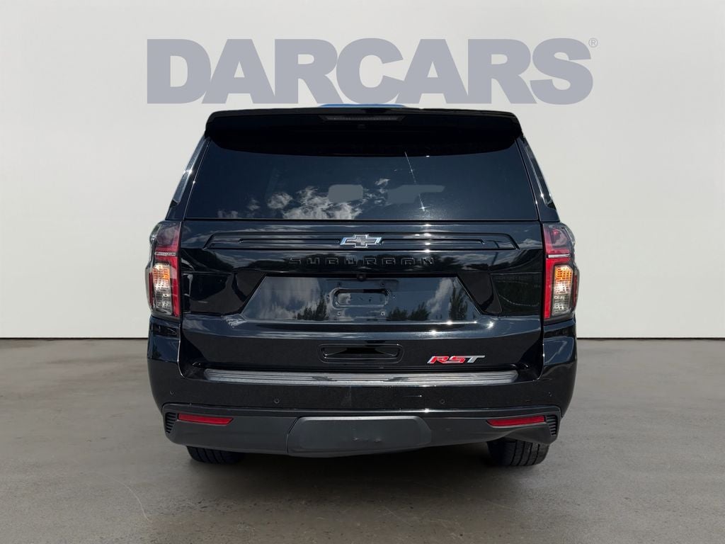 2023 Chevrolet Suburban RST