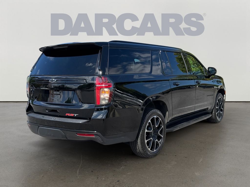 2023 Chevrolet Suburban RST