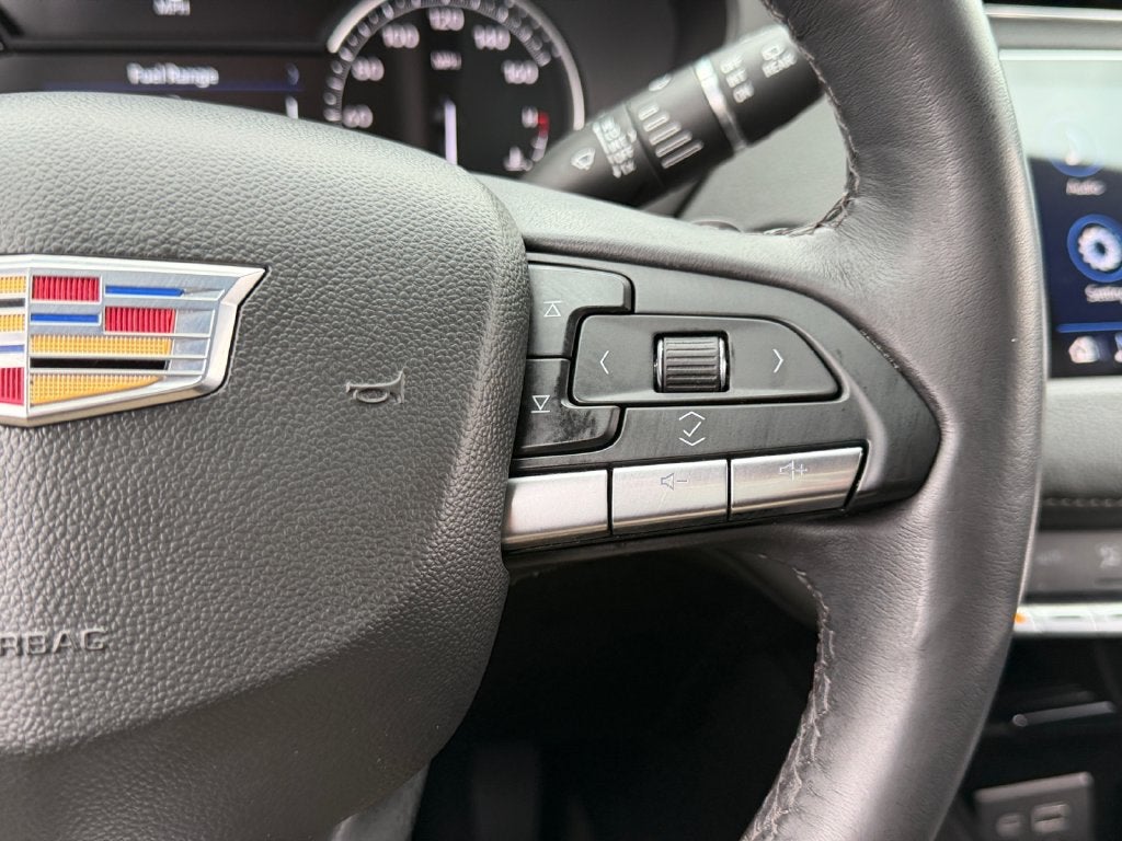 2023 Cadillac XT4 Luxury