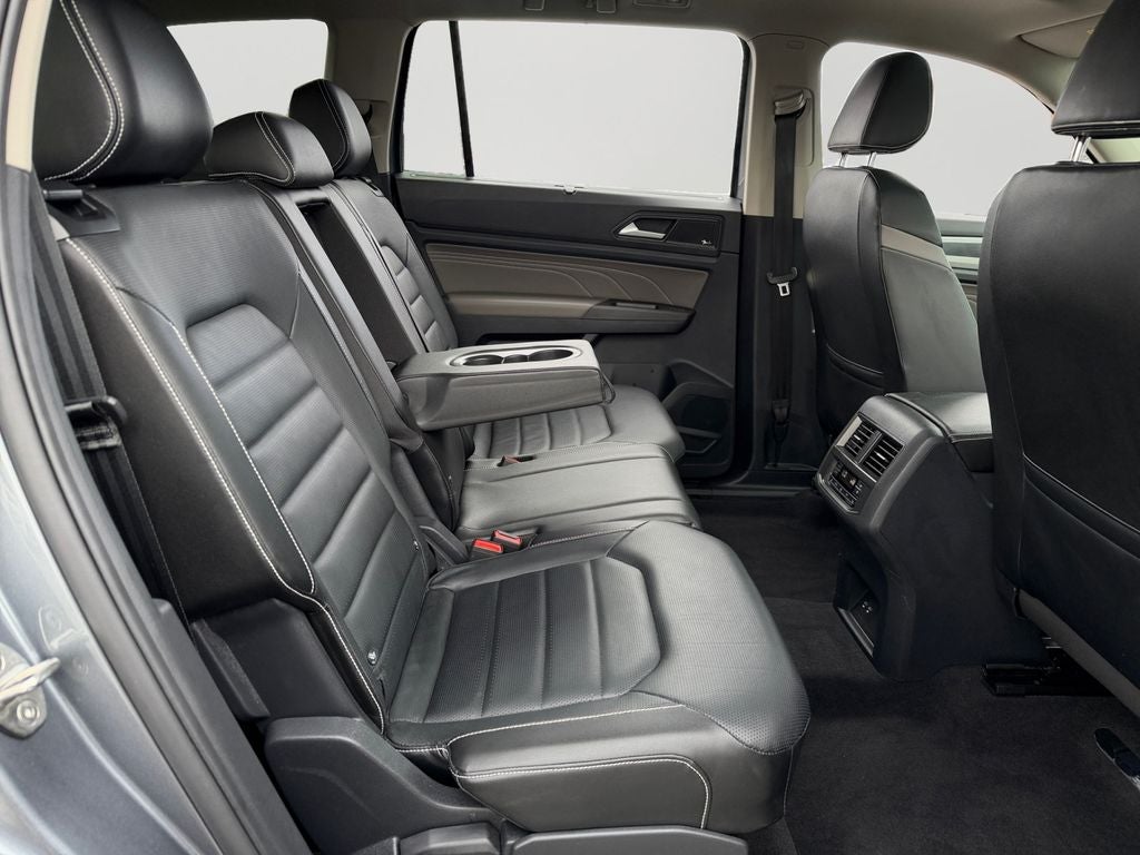 2022 Volkswagen Atlas 3.6L V6 SEL Premium R-Line