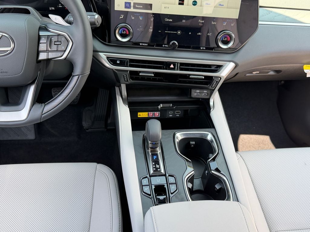 2026 Lexus RX F SPORT DESIGN