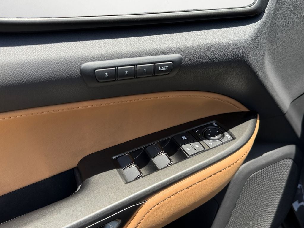 2026 Lexus NX PREMIUM