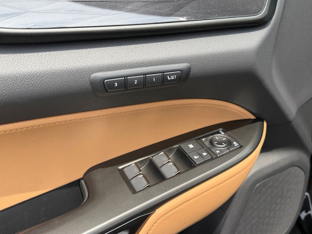 2026 Lexus NX PREMIUM