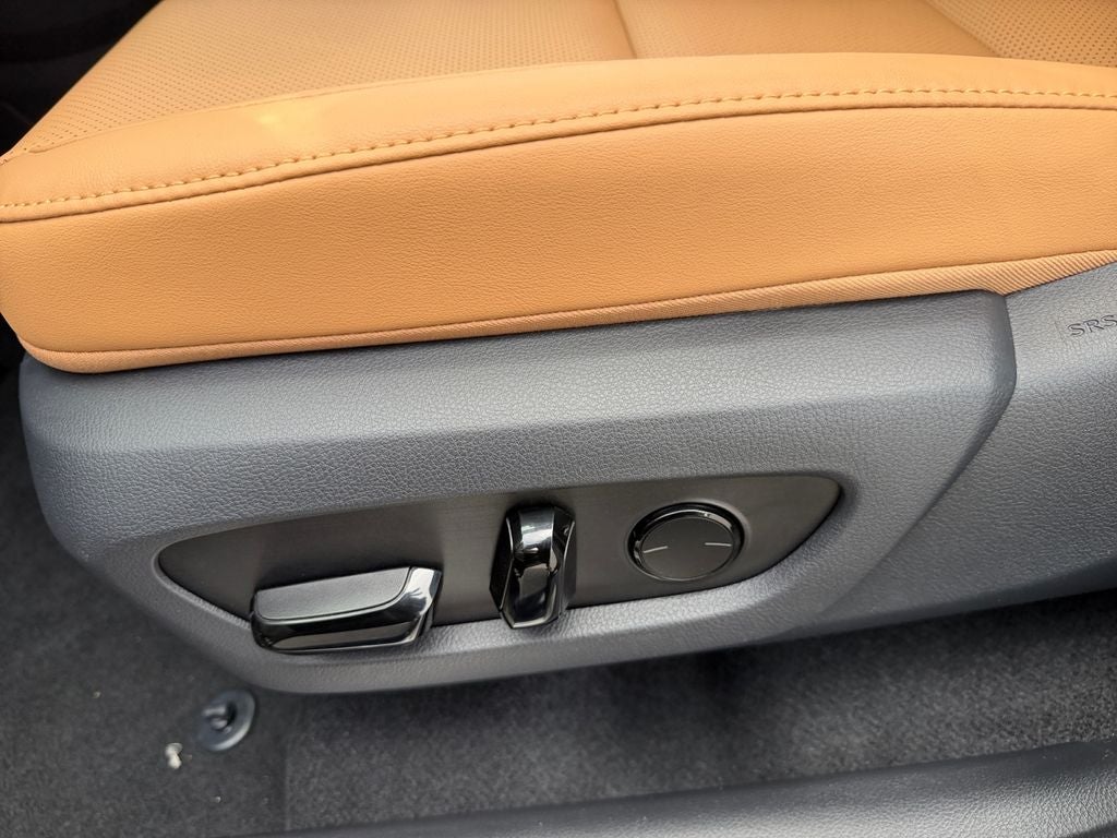 2026 Lexus NX PREMIUM