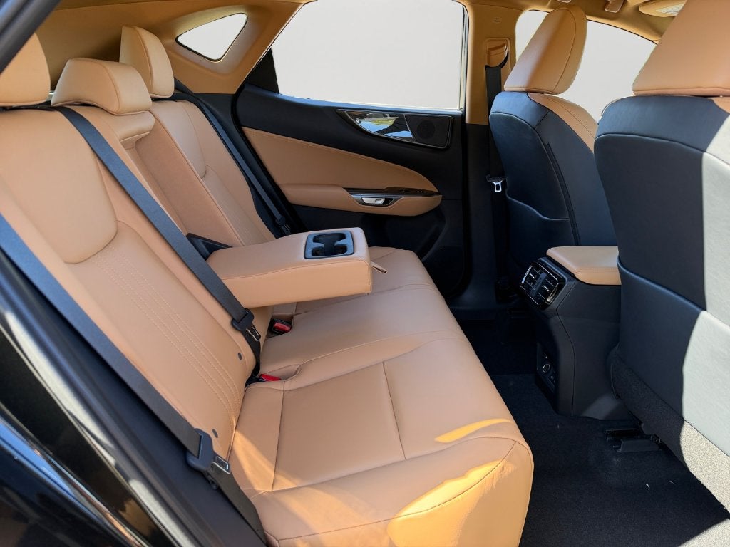 2026 Lexus NX PREMIUM