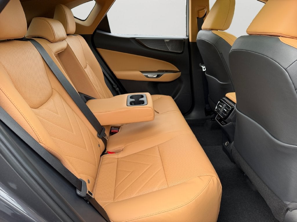 2026 Lexus NX LUXURY AWD