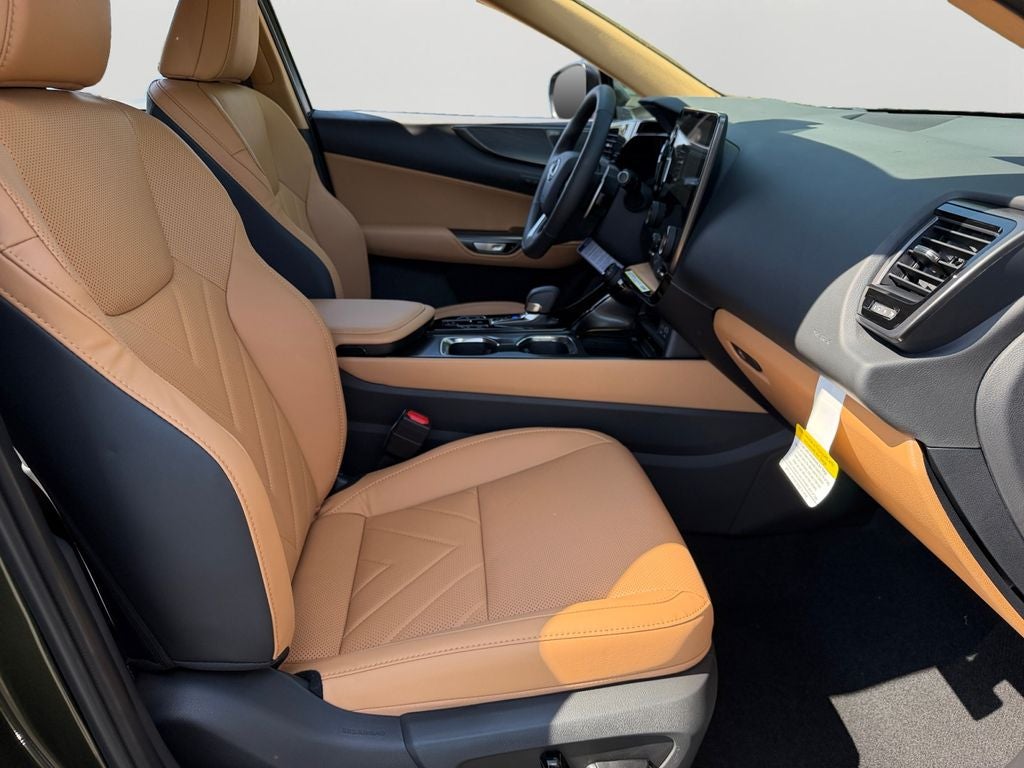 2026 Lexus NX LUXURY AWD