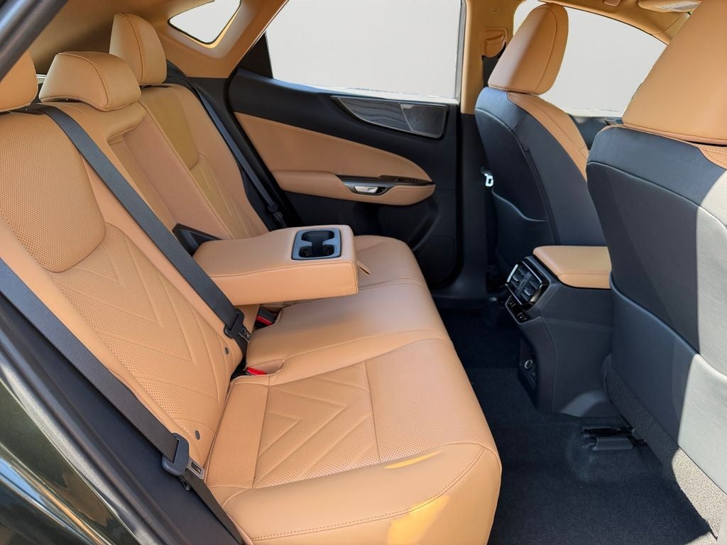 2026 Lexus NX LUXURY AWD