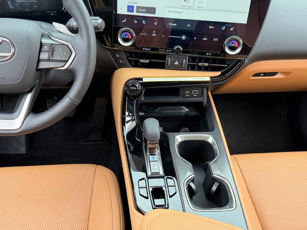 2026 Lexus NX LUXURY AWD