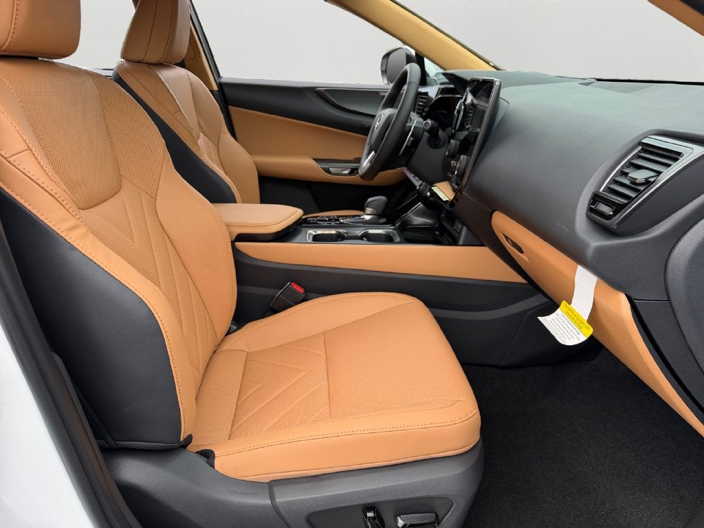 2026 Lexus NX LUXURY AWD