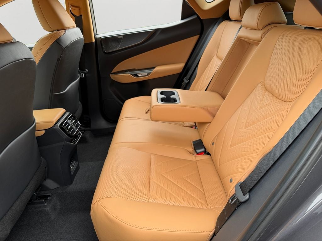 2026 Lexus NX LUXURY AWD