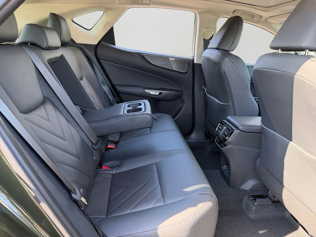 2026 Lexus NX LUXURY AWD