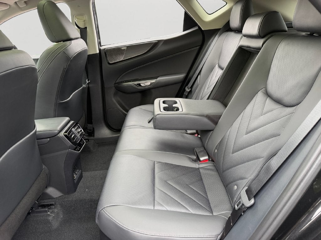 2026 Lexus NX LUXURY AWD