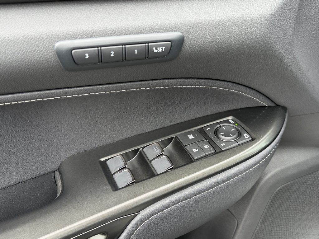 2026 Lexus NX LUXURY AWD