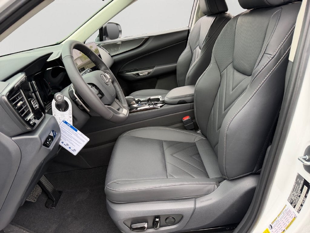 2026 Lexus NX LUXURY AWD