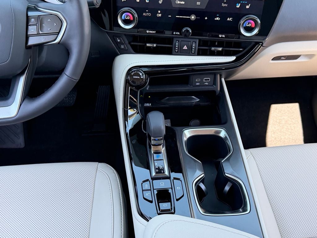 2026 Lexus NX LUXURY AWD