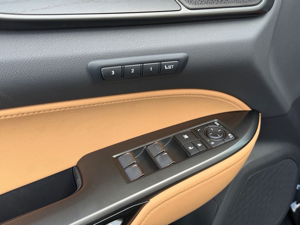 2026 Lexus NX LUXURY AWD