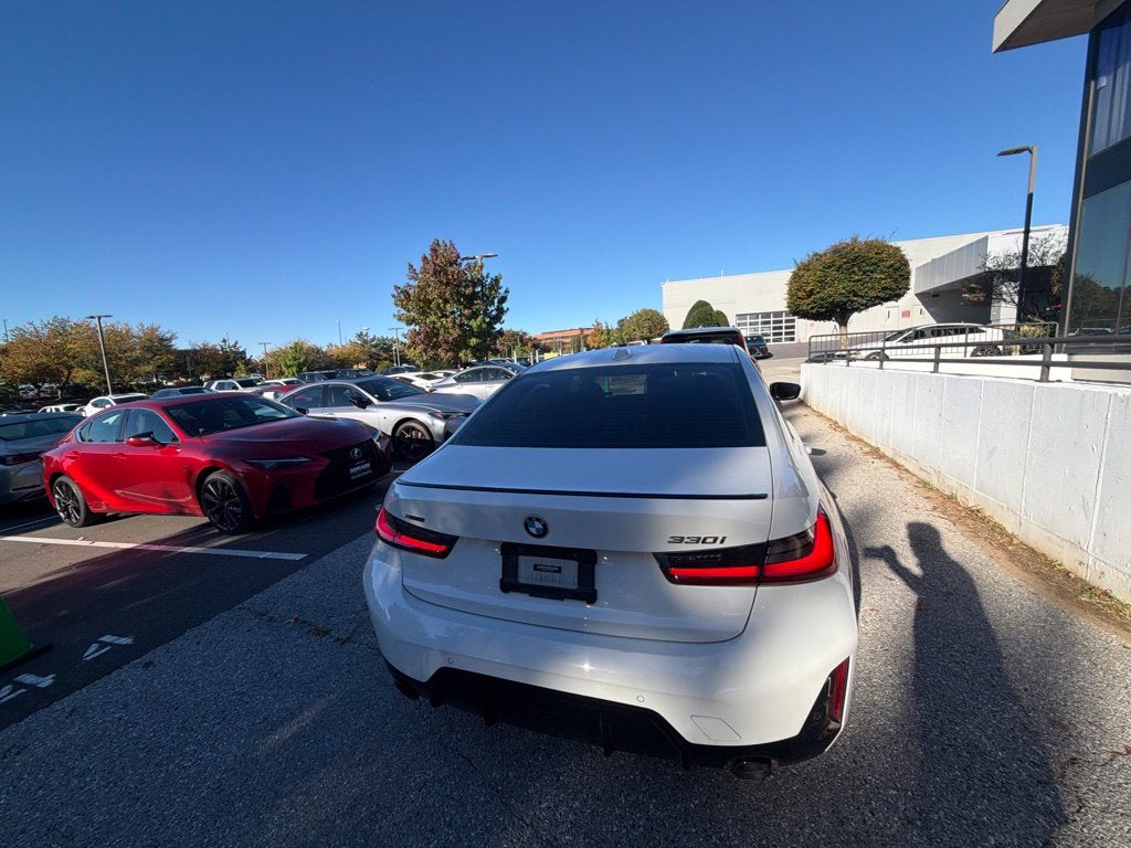 2023 BMW 3 Series 330i xDrive