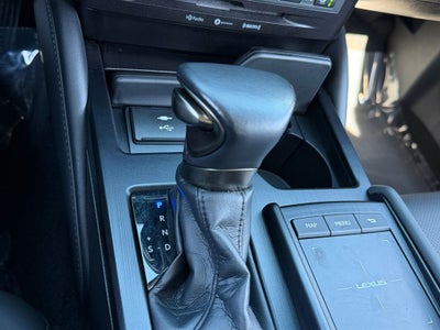 2022 Lexus ES 300h 300h
