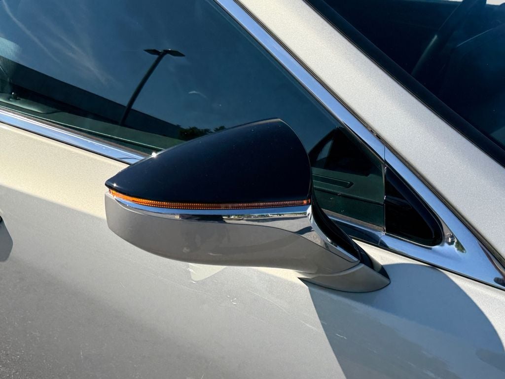 2022 Lexus ES 300h 300h