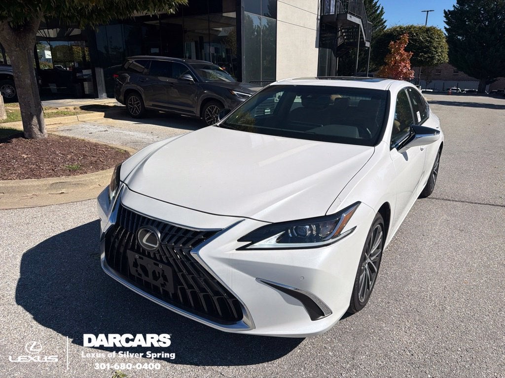 2025 Lexus ES 300h 300h