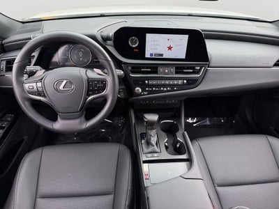 2025 Lexus ES 300h 300h