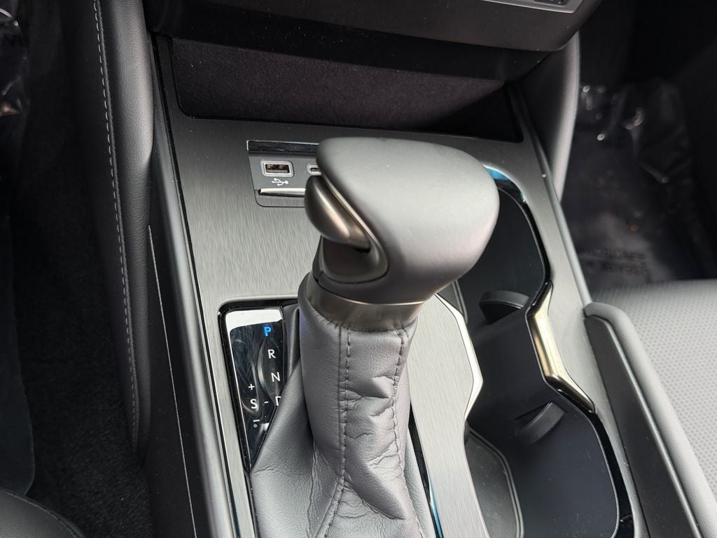 2025 Lexus ES 300h 300h