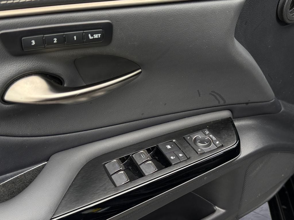 2023 Lexus ES 350 350