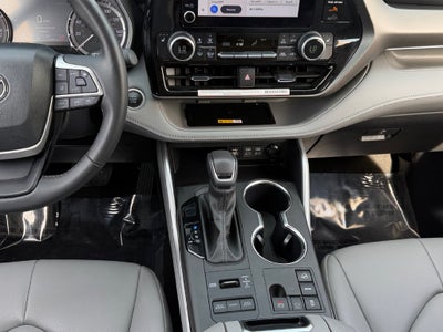2024 Toyota Highlander XLE