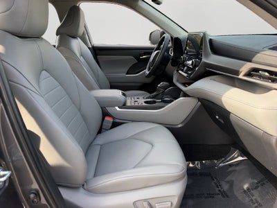 2024 Toyota Highlander XLE