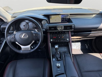 2017 Lexus IS 200t 200t