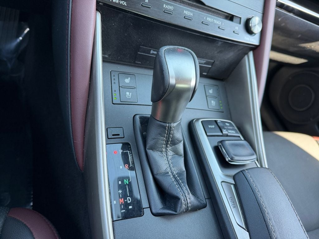 2017 Lexus IS 200t 200t