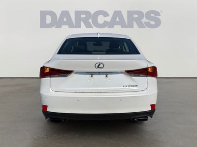 2017 Lexus IS 200t 200t