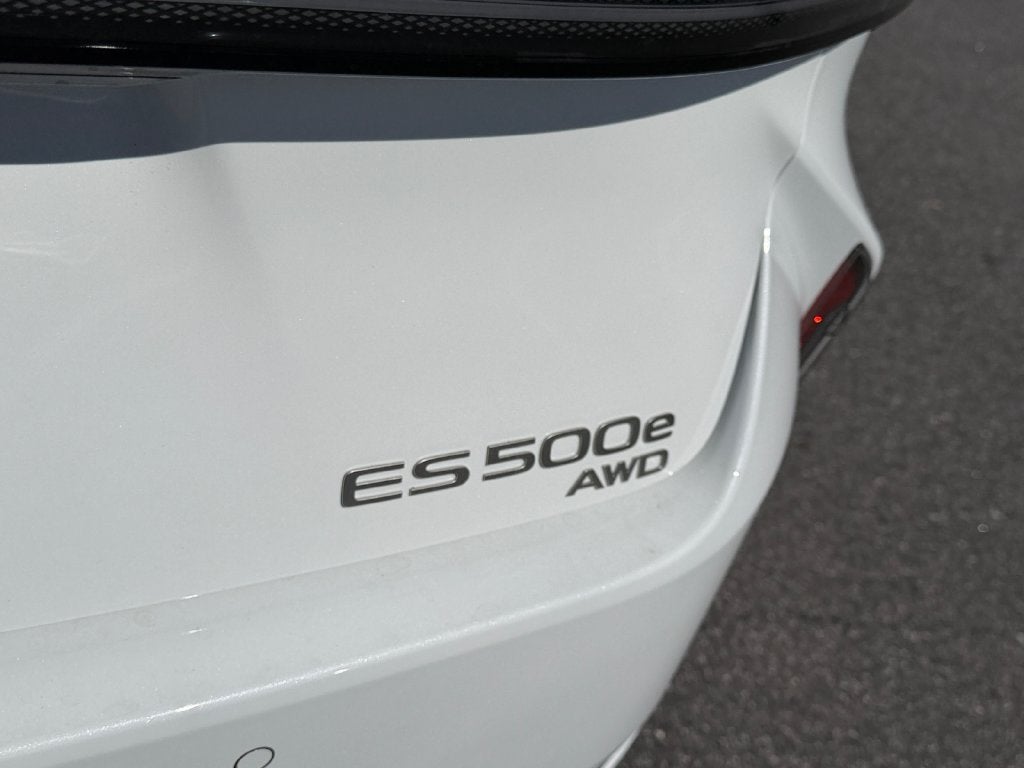 2026 Lexus ES PREMIUM AWD