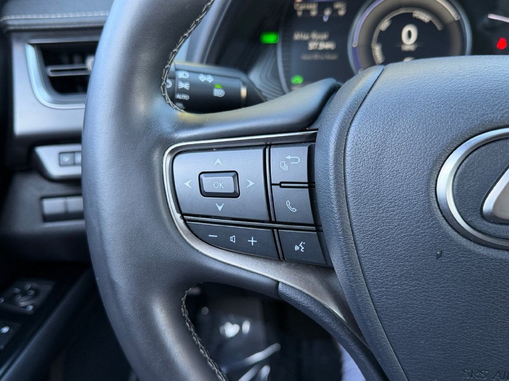 2022 Lexus UX 250h Base 250h Base