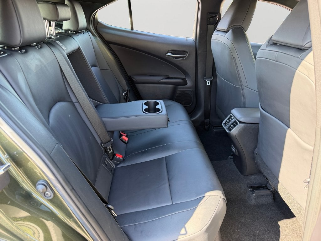 2022 Lexus UX 250h Base 250h Base