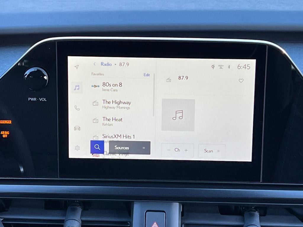 2025 Lexus UX 300h F SPORT Design