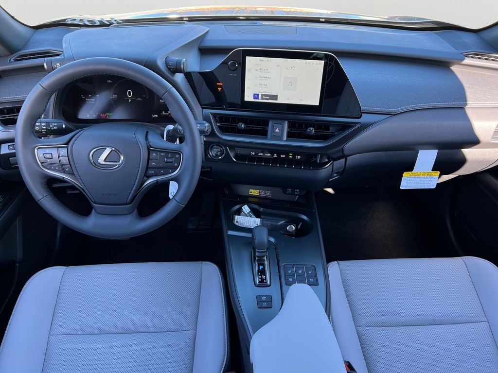 2025 Lexus UX 300h F SPORT Design