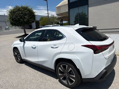 2026 Lexus UX 300h Premium PREMIUM AWD