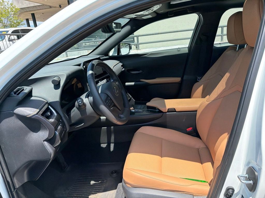 2026 Lexus UX 300h Premium PREMIUM AWD