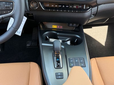 2026 Lexus UX PREMIUM AWD